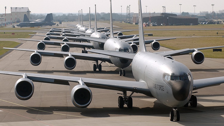 KC-135