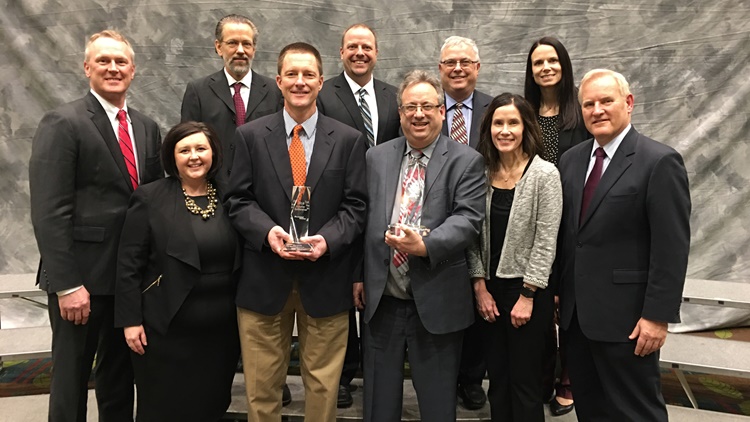 Mini-Circuits named Rockwell Collins' Supplier of the Year 2018